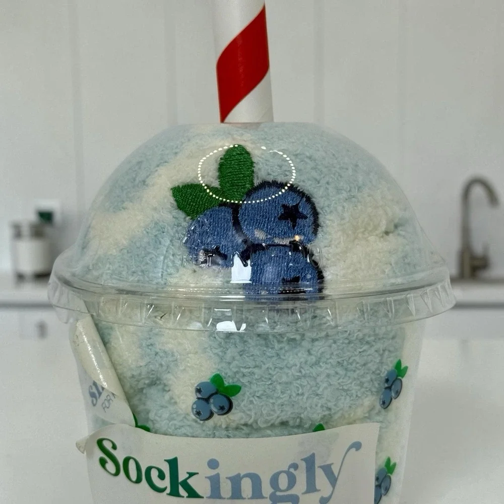 Target Kids Fuzzy Blueberry Milkshake Socks Shoe Size 2-5 Gift Cup NWT 2025